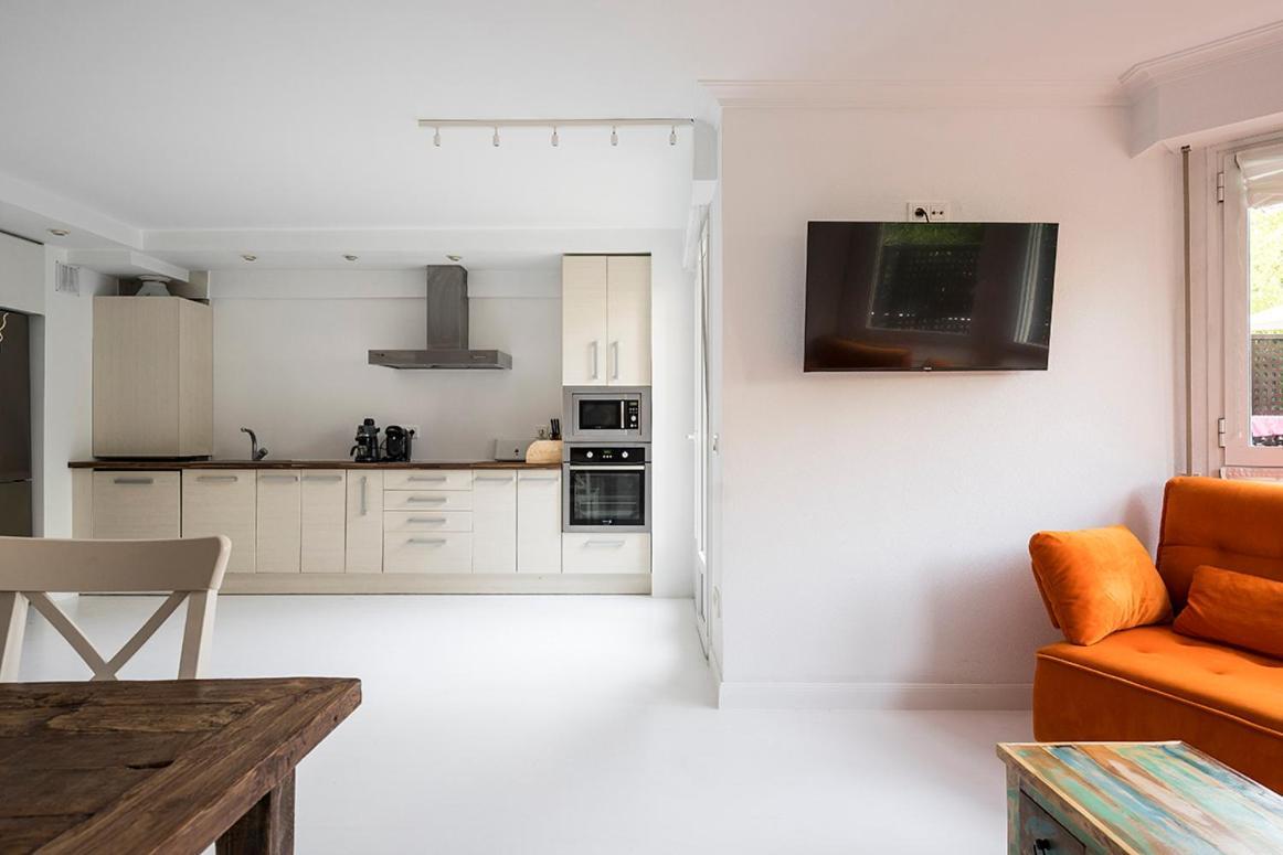 New Apartment & Terrace. Steps To Ondarreta Beach Anorga-Lugariz Luaran gambar
